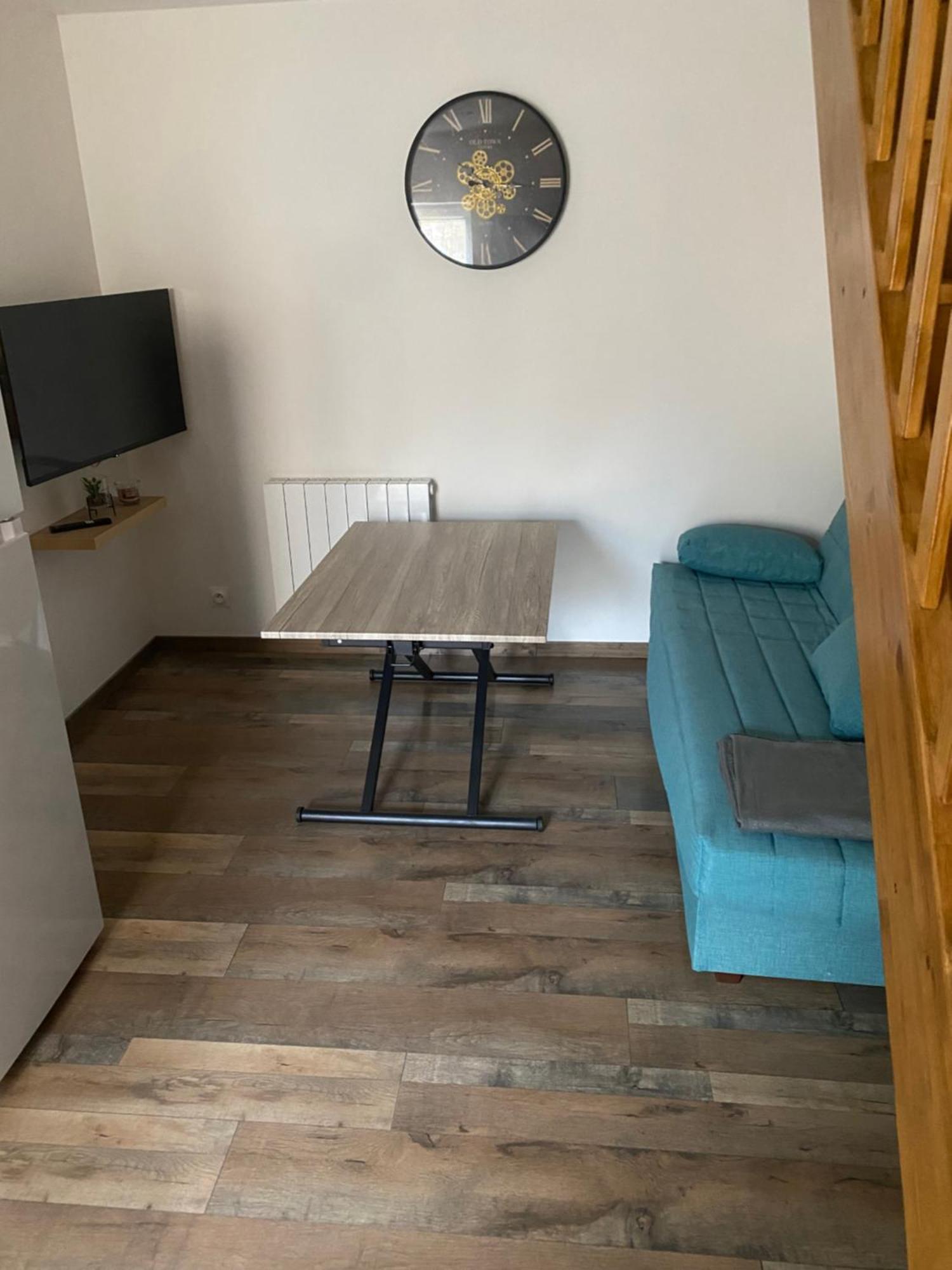 3 T1 Meuble 86320 Apartment *